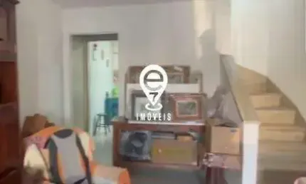 Casa para venda de 2 dormitórios na vila brasilina!