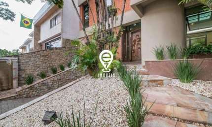 CASA LINDA DE 3 SUÍTES NO BOSQUE DA SAÚDE PARA LOCAÇÃO!