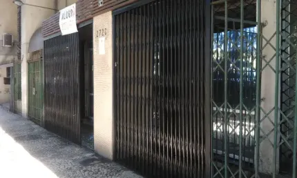 Ponto comercial/Loja para aluguel tem 150 m², com mezanino, ar condicionado - Glória - RJ - RJ