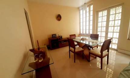 Apartamento térreo com 3 dormitórios à venda, 199 m² por R$ 580.000 - Vila Valqueire - Rio de Janei