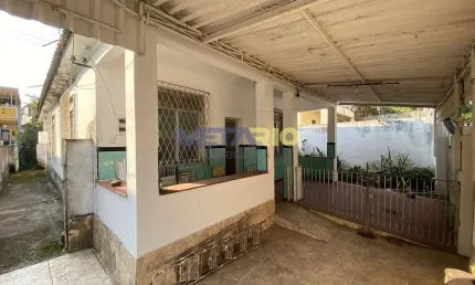 Casa com 3 dormitórios à venda, 123 m² por R$ 750.000 - Vila Valqueire - Rio de Janeiro/RJ