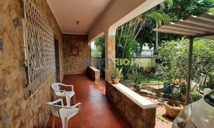 Casa com 3 dormitórios à venda, 140 m² por R$ 650.000 - Vila Valqueire - Rio de Janeiro/RJ