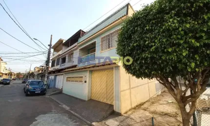 Casa com 4 dormitórios à venda, 210 m² por R$ 750.000 - Bento Ribeiro - Rio de Janeiro/RJ