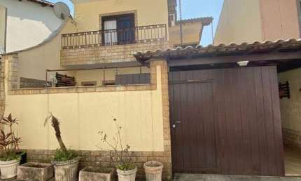 Casa com 2 dormitórios à venda, 90 m² por R$ 420.000 - Vila Valqueire - Rio de Janeiro/RJ