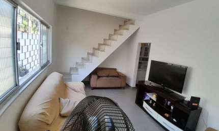 Casa com 3 dormitórios à venda, 199 m² por R$ 500.000 - Vila Valqueire - Rio de Janeiro/RJ