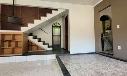 Casa com 3 dormitórios à venda, 150 m² por R$ 500.000 - Vila Valqueire - Rio de Janeiro/RJ