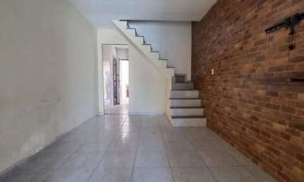 Casa com 2 dormitórios à venda, 90 m² por R$ 300.000 - Parque São Vicente - Belford Roxo/RJ