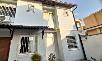 Casa com 2 dormitórios à venda, 80 m² por R$ 339.000 - Jardim Sulacap - Rio de Janeiro/RJ