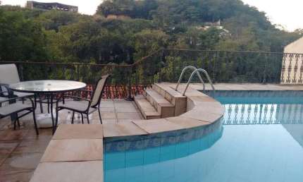 Casa com 4 dormitórios à venda, 435 m² por R$ 1.000.000 - Vila Valqueire - Rio de Janeiro/RJ