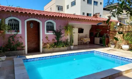 Casa com 4 dormitórios à venda, 230 m² por R$ 1.250.000 - Vila Valqueire - Rio de Janeiro/RJ