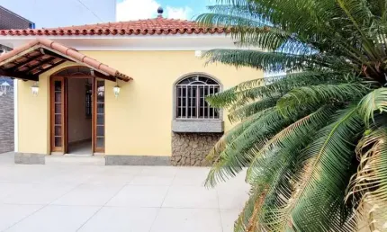Casa com 2 dormitórios para alugar, 110 m² por R$ 2.800/mês - Marechal Hermes - Rio de Janeiro/RJ