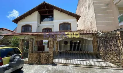 Casa 3 Dormitórios à Venda - R$ 1.190.000,00 Localizada em Vila Valqueire, Rio de Janeiro  - ACEITA
