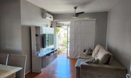 Apartamento com 2 dormitórios à venda, 72 m² por R$ 330.000 - Vila Valqueire - Rio de Janeiro/RJ