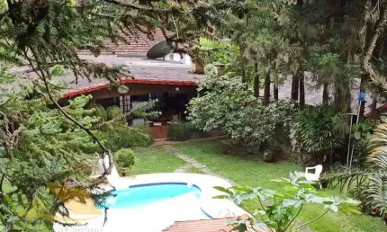Vendo Sítio Alto Padrão a 5 Min do Centro de Friburgo