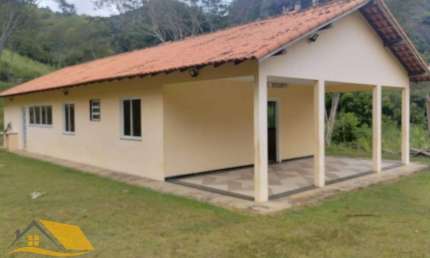 Vendo Chácara na Pedra Branca, Bom Jardim com 20 mil Mts² e Casa com 3 Quartos