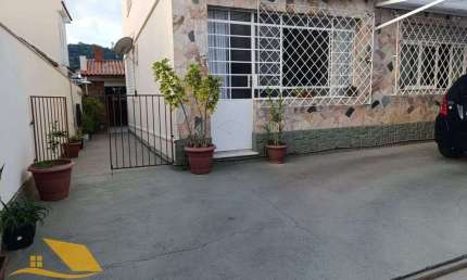 Vendo Casa Térrea no Perissê com 3 Quartos e Área Gourmet