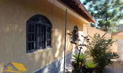 Vendo Casa Independente Com Quintal e Garagem na Praça da Furunfa