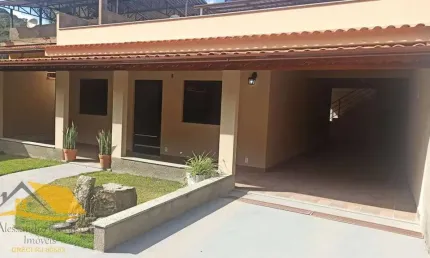 Vendo Casa com 2 Quartos e Área Gourmet na Usina, Chácara do Paraíso