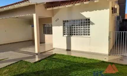 Casa com 3 quartos  à venda, 170.00 m2 por R$480000.00  -  - /