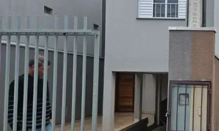 Casa com 3 quartos  à venda, 92.50 m2 por R$360000.00  - Jardim Planalto - Londrina/PR
