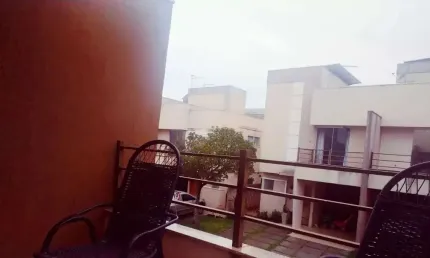 Casa com 3 quartos  à venda, 137.00 m2 por R$690000.00  - Jardim Joquei Club - Londrina/PR