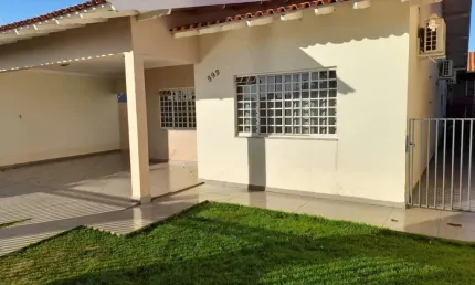 Casa com 3 quartos  à venda, 170.00 m2 por R$550000.00  - Manoel Muller - Rolandia/PR