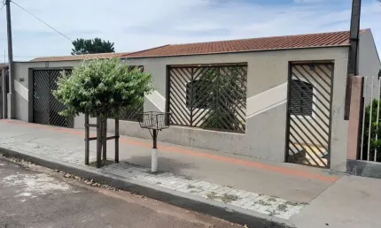 Casa com 3 quartos  à venda, 180.00 m2 por R$340000.00  - Vila Rica - Londrina/PR