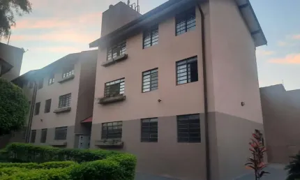 Apartamento com 2 quartos  para alugar, 49.00 m2 por R$1050.00  - Moradias Do Cabo Frio - Londrina/PR