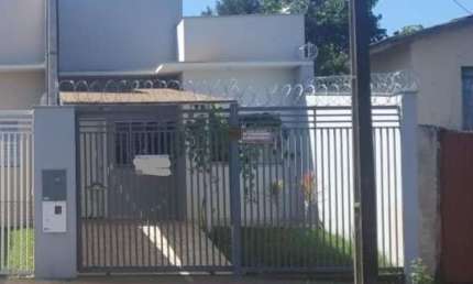 Casa com 3 quartos  à venda, 70.00 m2 por R$330000.00  - California - Londrina/PR