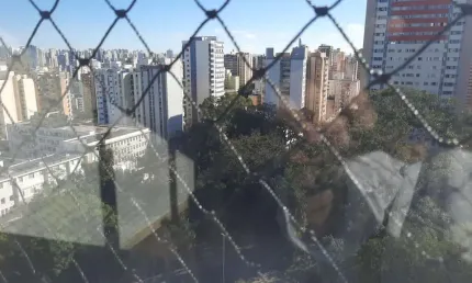 Apartamento com 2 quartos  para alugar, 80.00 m2 por R$1200.00  - Centro - Londrina/PR