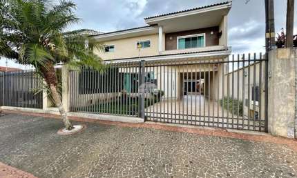 Casa com 3 quartos à venda na Rua Rodolfo Serzedelo, 1160, Uvaranas, Ponta Grossa, 220 m2 por R$ 850.000