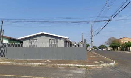 Casa com 3 quartos à venda na Rua Vereador Dorival de Arruda Moura, 237, Uvaranas, Ponta Grossa, 324 m2 por R$ 360.000