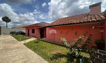 Casa com 4 quartos à venda na Rua Rio Grande do Norte, 98, Boa Vista, Ponta Grossa, 561 m2 por R$ 790.000