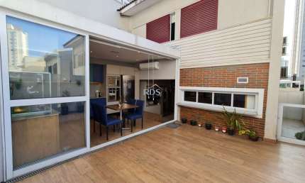 Casa de alto padrão à venda em condomínio na Vila Andrade, São Paulo-SP: 3 quartos, 3 suítes, 2 salas, 5 banheiros, 3 vagas, 268m².