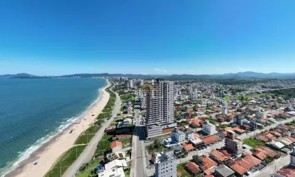 Investimento Luxuoso em Balneário Piçarras: Segurança e Lazer