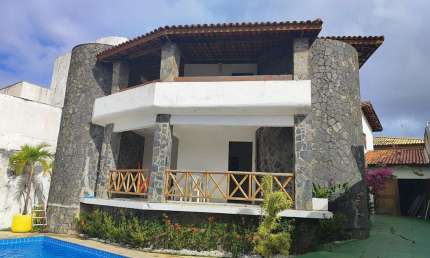 Casa à venda no bairro Vilas do Atlantico em Lauro de Freitas/BA