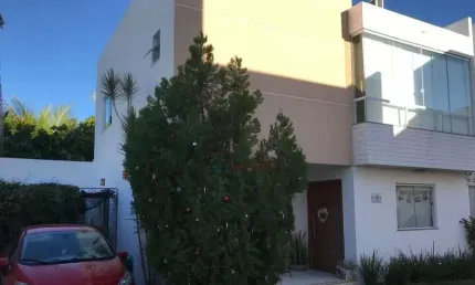 Casa à venda no bairro BURAQUINHO em Lauro de Freitas/BA