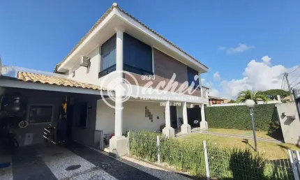 Casa de condomínio 4/4 nascente à venda na Av. Priscila Dutra
