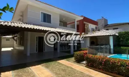 Casa 4/4 com energia solar à venda no Condomínio Univillas