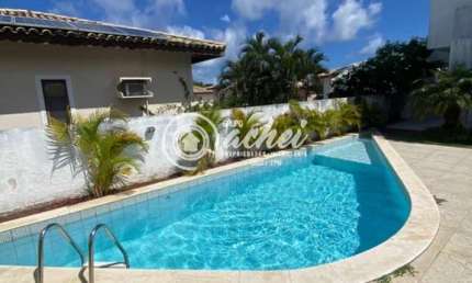 Casa de Condomínio 4/4 para locação na Av. Priscila Dutra