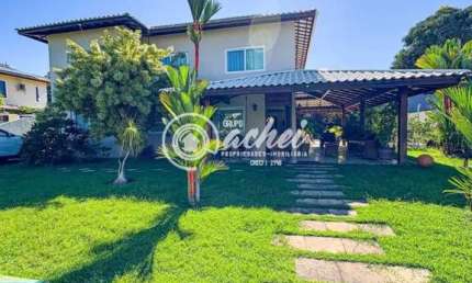 Casa de Condomínio 4/4 com energia solar na Priscila Dutra