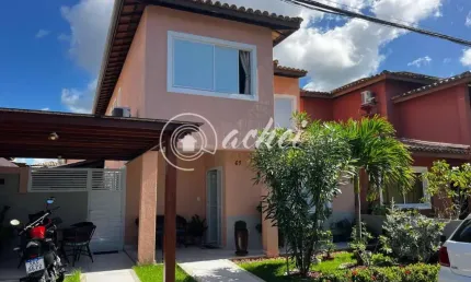 Casa de Condomínio 4/4 nascente à venda na Av. Luiz Tarquínio
