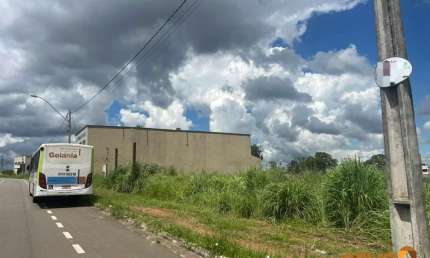 Terreno à venda na Avenida Center, 8, Setor Três Marias I, Goiânia por R$ 260.000