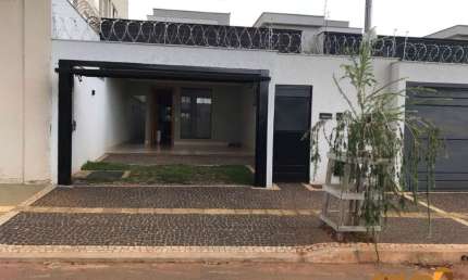 Casa com 3 quartos à venda na das Rocas, 100, Jardim Atlântico, Goiânia por R$ 865.000