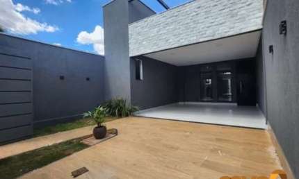 Casa com 3 quartos à venda na C174, 100, Jardim América, Goiânia por R$ 969.000