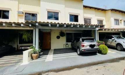 Casa em condomínio fechado com 3 quartos à venda na Avenida Afonso Pena, 101, Jardim Planalto, Goiânia por R$ 798.000