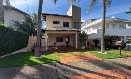 Casa em condomínio fechado com 3 quartos à venda na Sb9, 12, Loteamento Portal do Sol I, Goiânia por R$ 1.650.000
