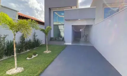 Casa com 3 quartos à venda na José de Alencar, 2, Residencial Pedro Miranda, Senador Canedo por R$ 420.000
