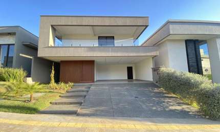Casa em condomínio fechado com 4 quartos à venda na Arno, 28, Jardins Barcelona, Senador Canedo por R$ 1.780.000