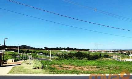 Terreno à venda na Rua Hortência, 20, Jardins Nápoles, Senador Canedo por R$ 450.000